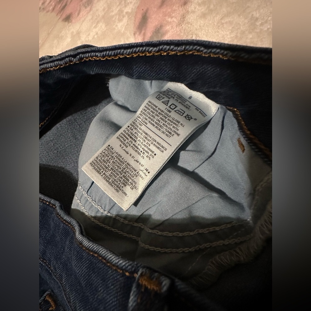 Jeans - Picture 4 of 5